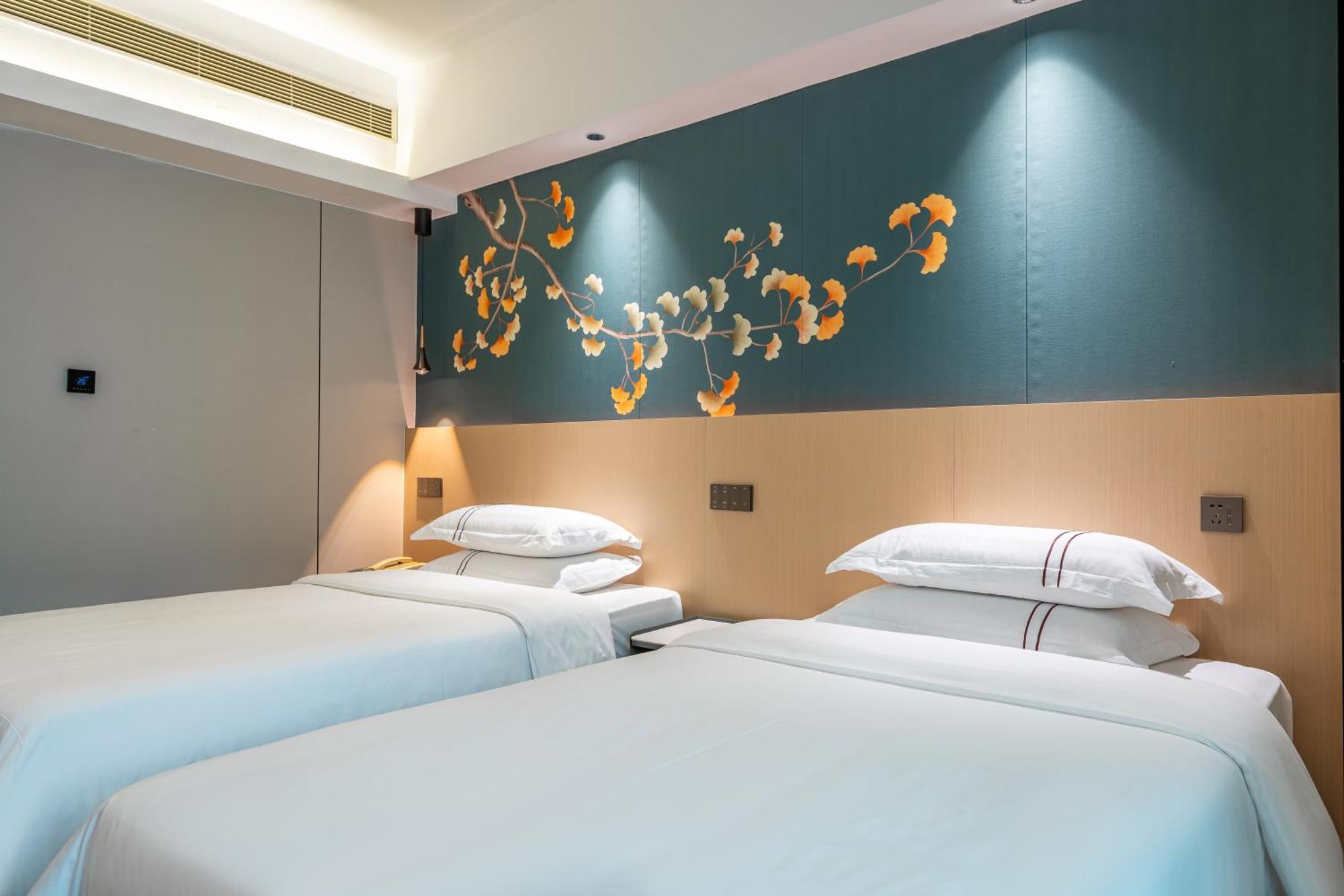 Waifiden Hotel -Former Tokai Hotel - Xiaobei Metro Station - During The Canton Fair, There Will Be Shuttle Buses For Transportation Back And Forth Zewnętrze zdjęcie