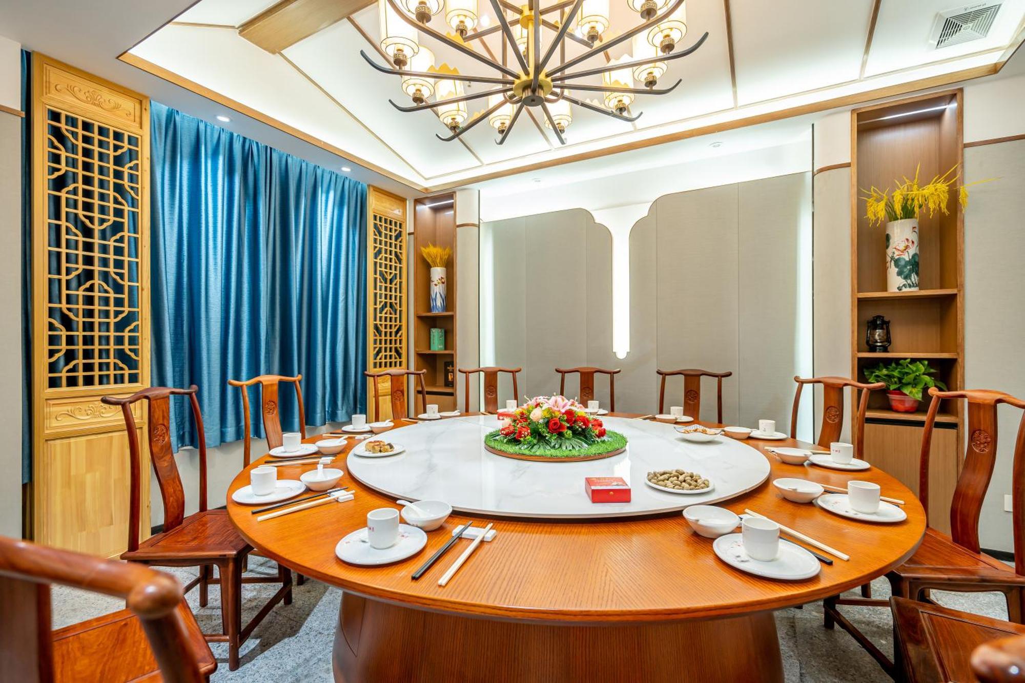 Waifiden Hotel -Former Tokai Hotel - Xiaobei Metro Station - During The Canton Fair, There Will Be Shuttle Buses For Transportation Back And Forth Zewnętrze zdjęcie