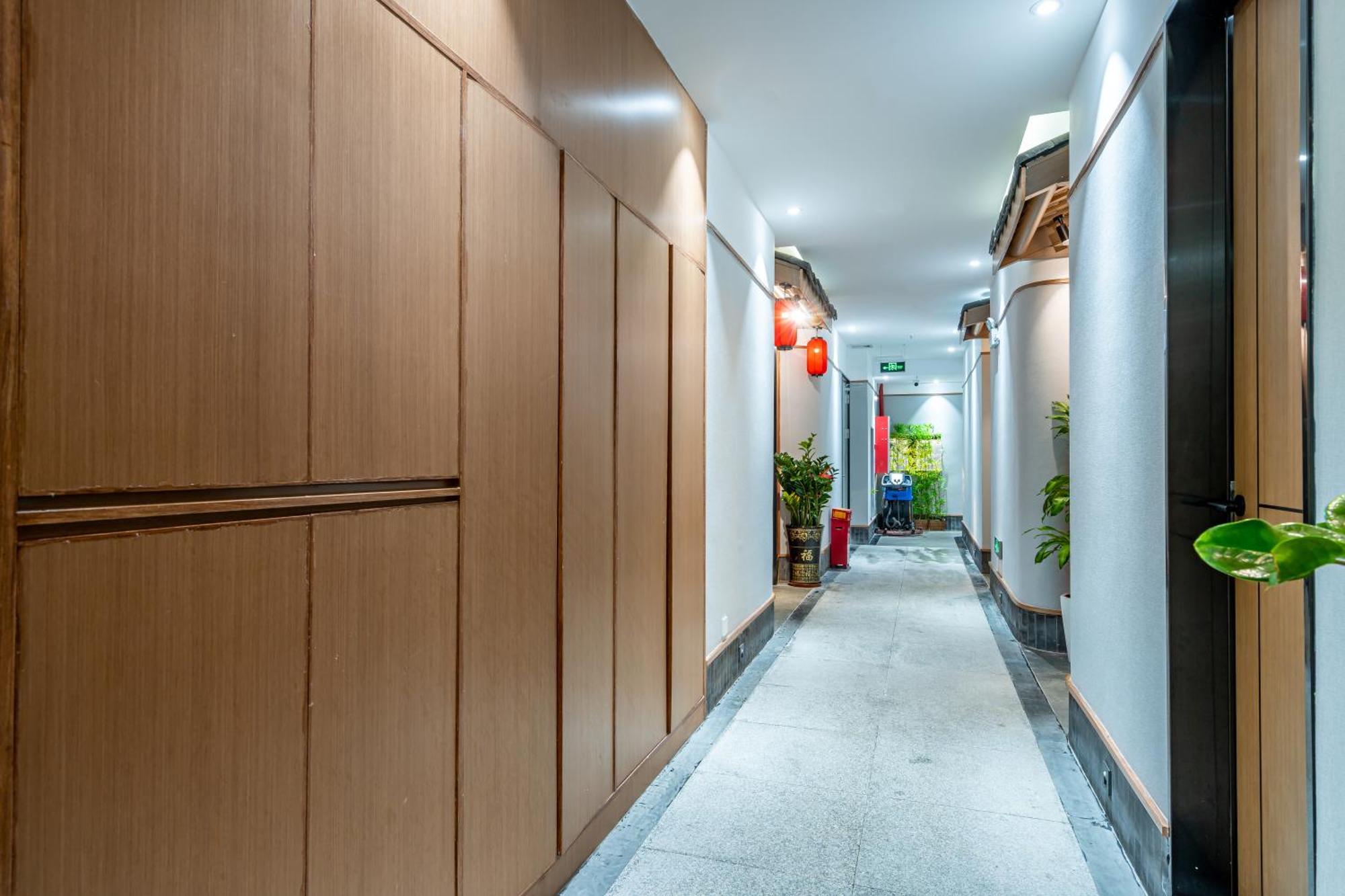 Waifiden Hotel -Former Tokai Hotel - Xiaobei Metro Station - During The Canton Fair, There Will Be Shuttle Buses For Transportation Back And Forth Zewnętrze zdjęcie